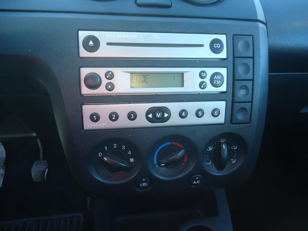 Ford Fiesta TDCI, 94-AS-76 · Paredes — imagem 13