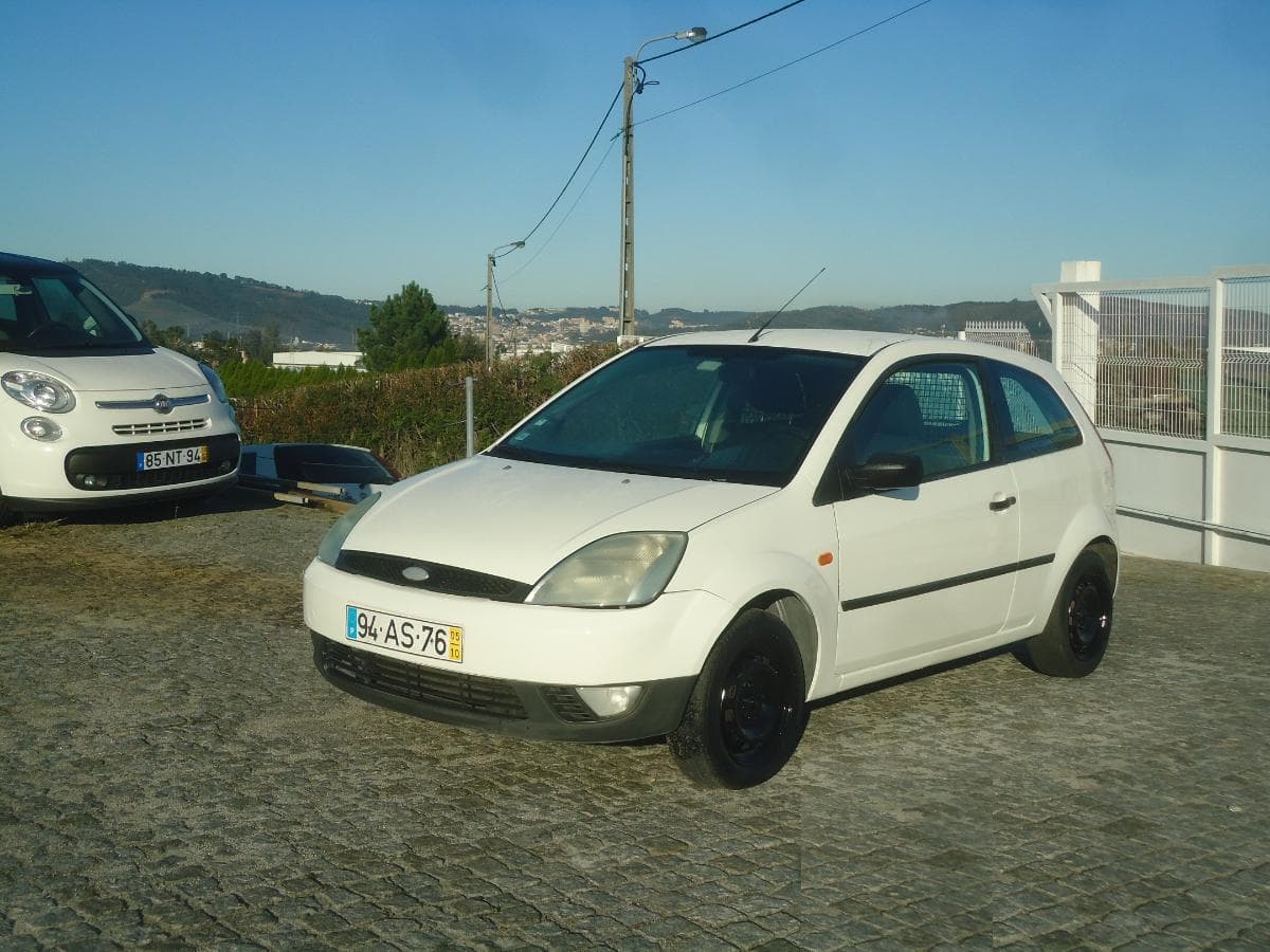 Ford Fiesta TDCI, 94-AS-76 · Paredes — imagem 3