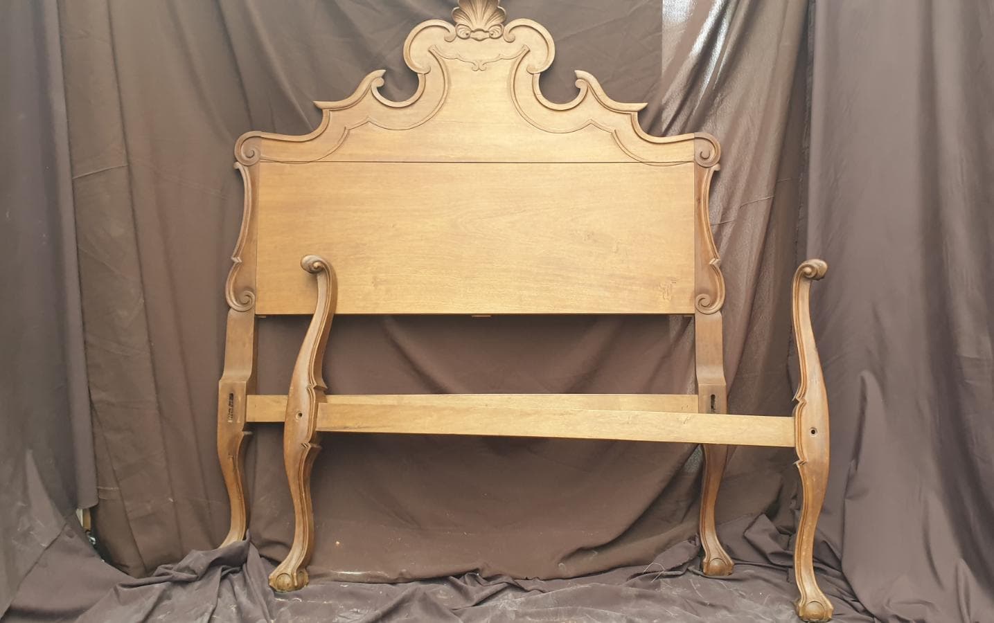 Cama de corpo e meio