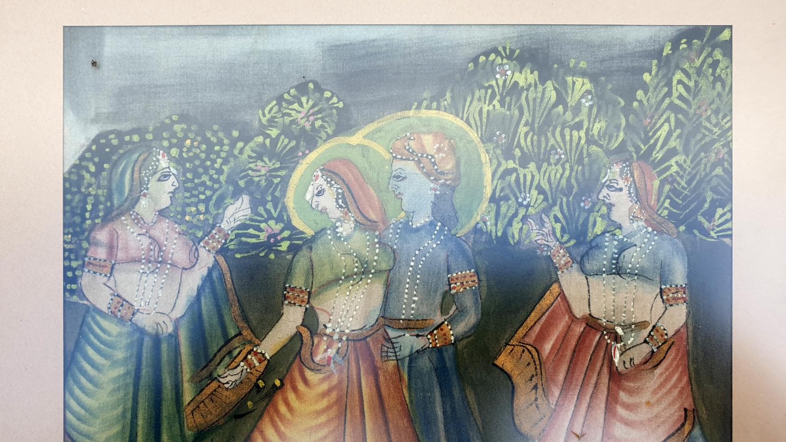 Aguarela com personagens indianas · Paredes