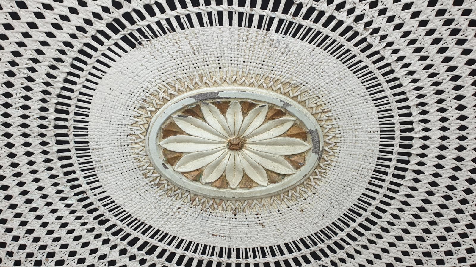 Cama romântica de corpo e meio — imagen 4