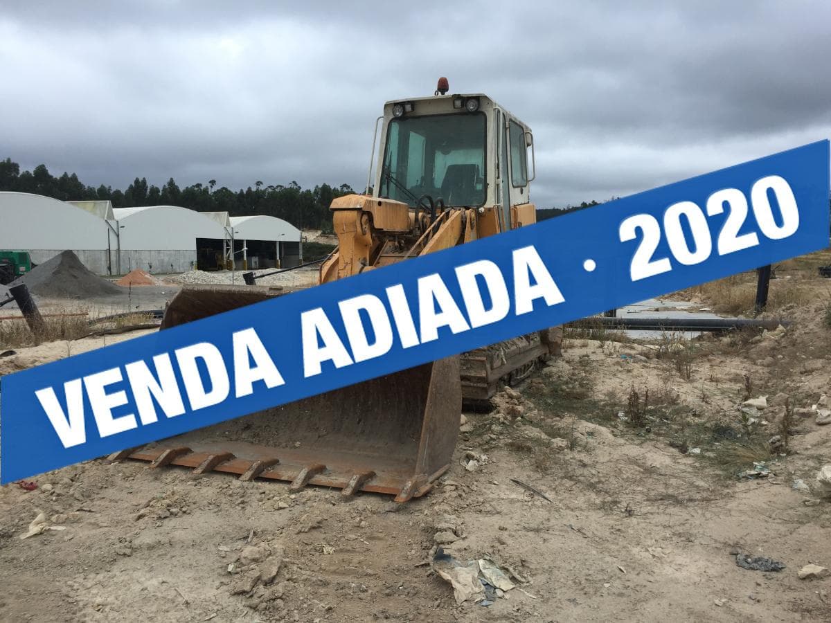 Pá carregadora de rastos — imagem 1