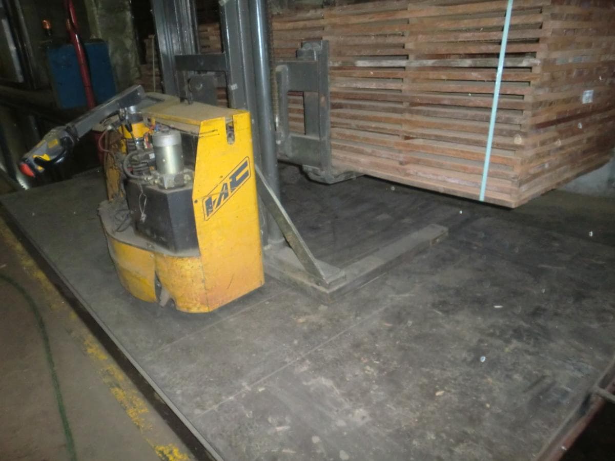 Equipamentos · Maquinaria · Equipamento Escritório · Material Informático · Equipamento Hotelaria — imagem 72