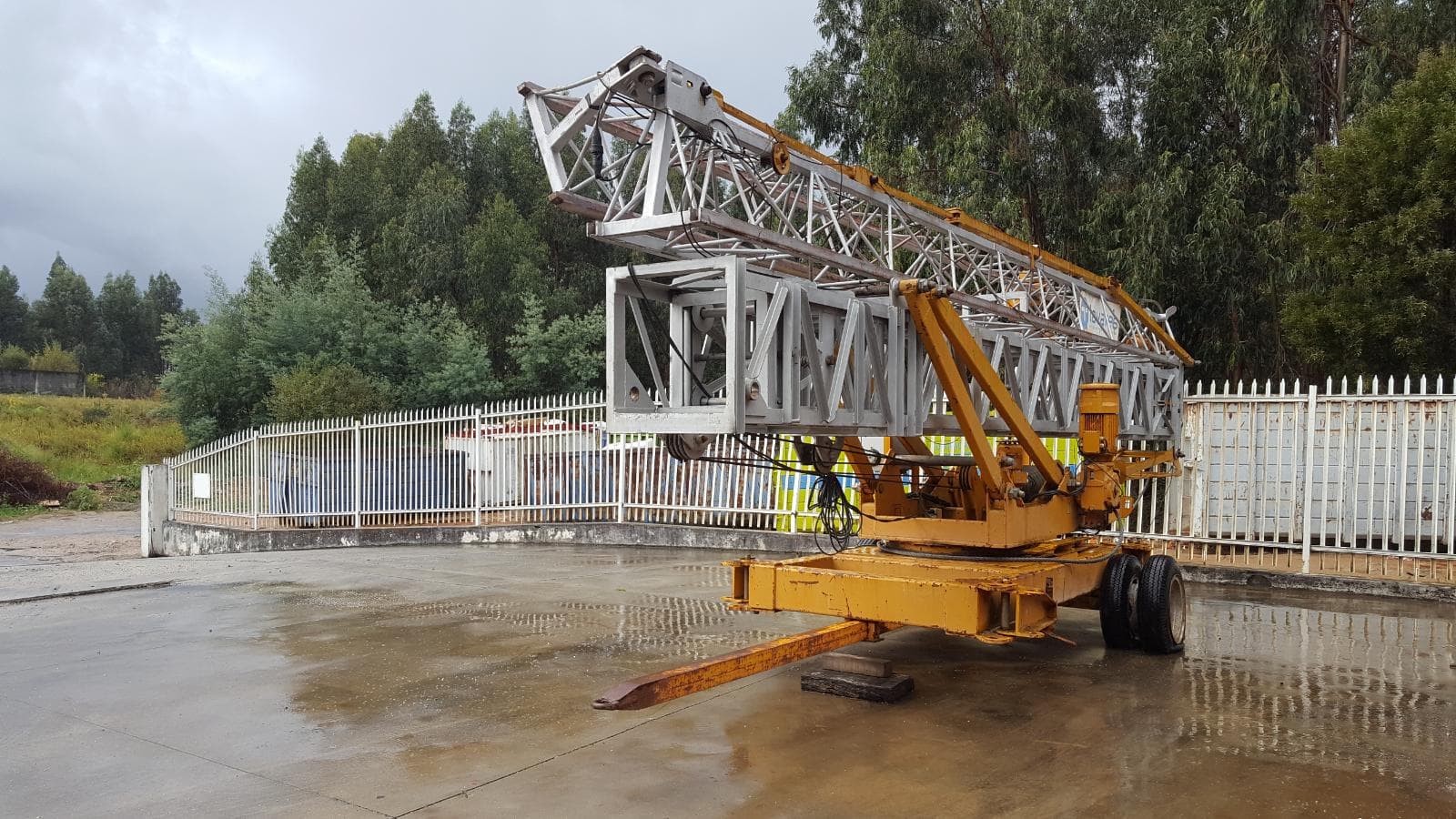 Tower crane