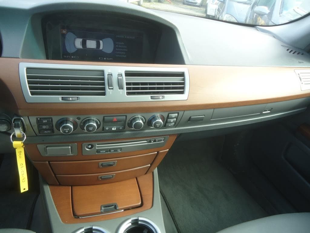 BMW 730 D — imagen 11