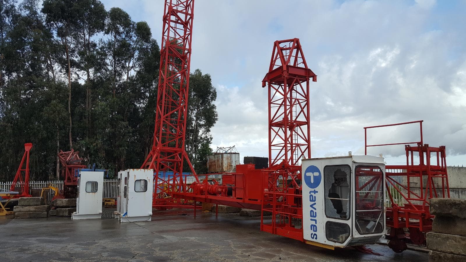 Grua com Cabine — imagen 1