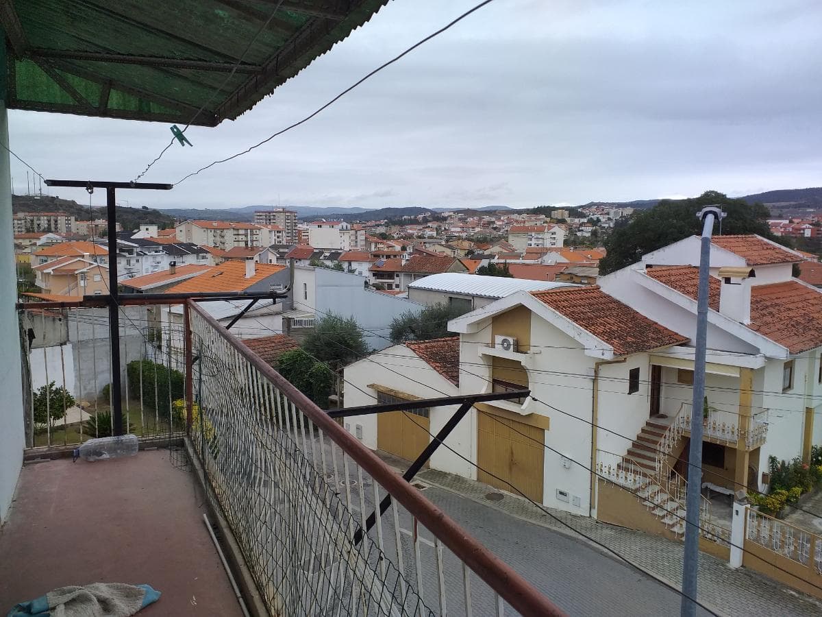 Apartamento T3 + Arrumos · Mirandela — imagen 9
