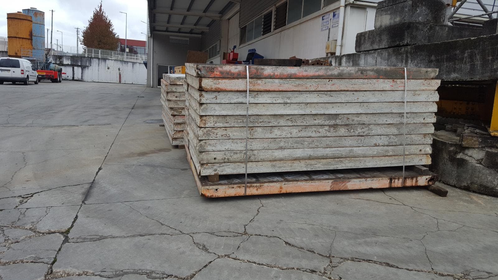 Taipais metálicos — imagen 2