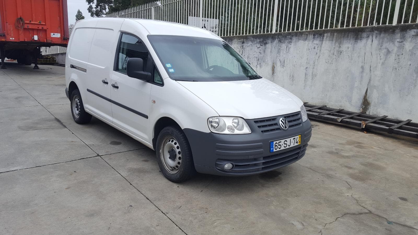 VOLKSWAGEN CADY MAXI TDI — imagen 2
