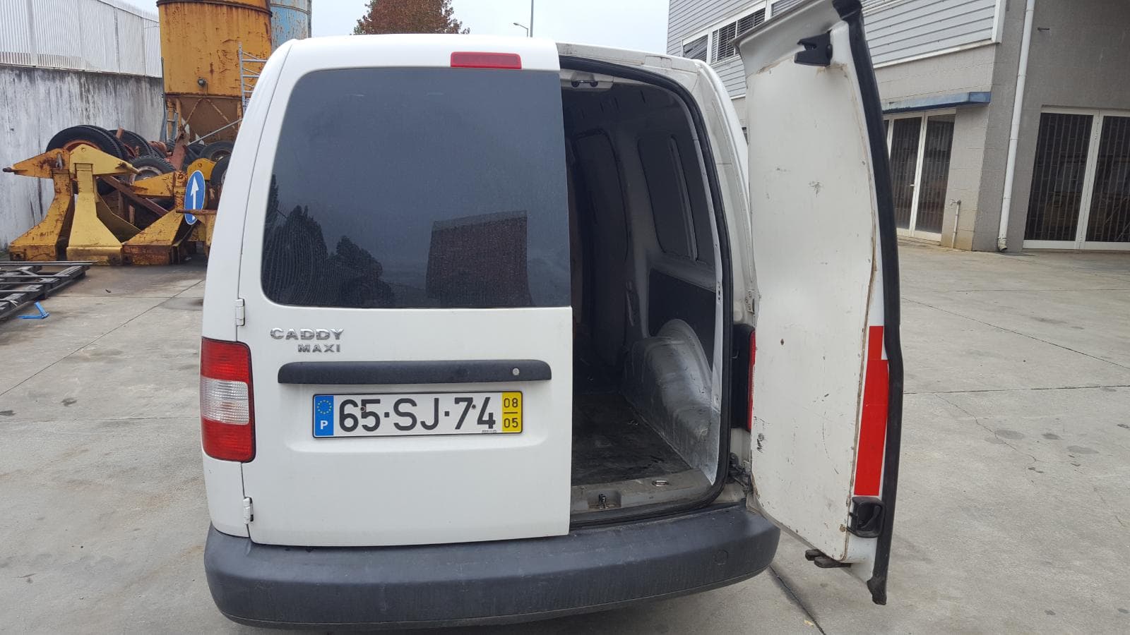 VOLKSWAGEN CADY MAXI TDI — imagen 5