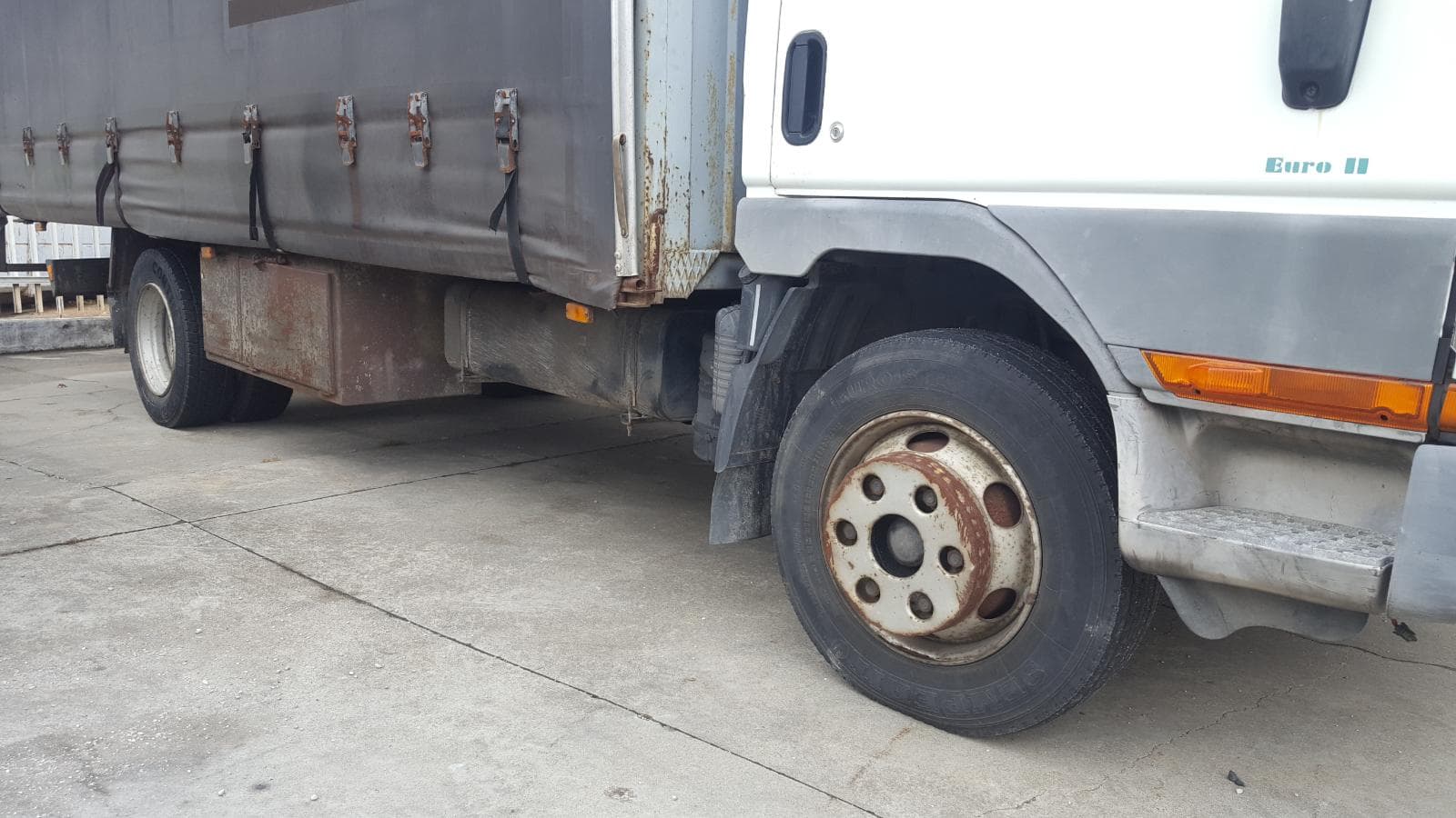 MITSUBISHI CANTER — image 4