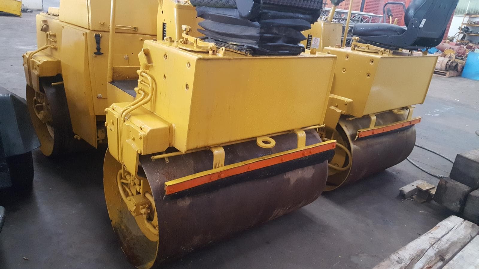 Cilindro compactador — imagem 3