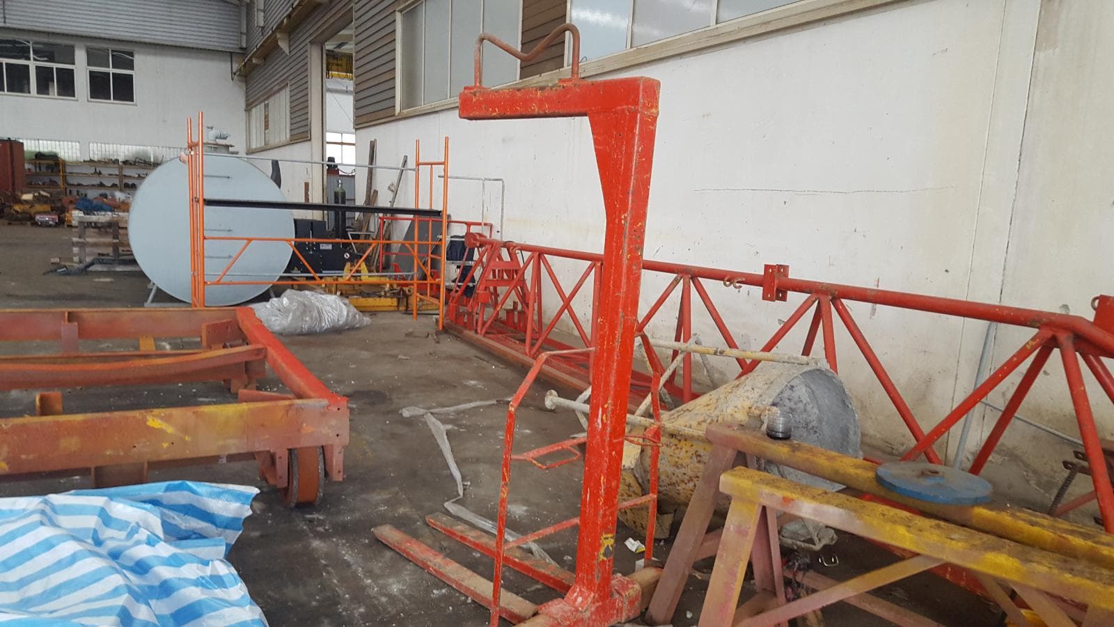 Porta paletes de grua — imagen 3