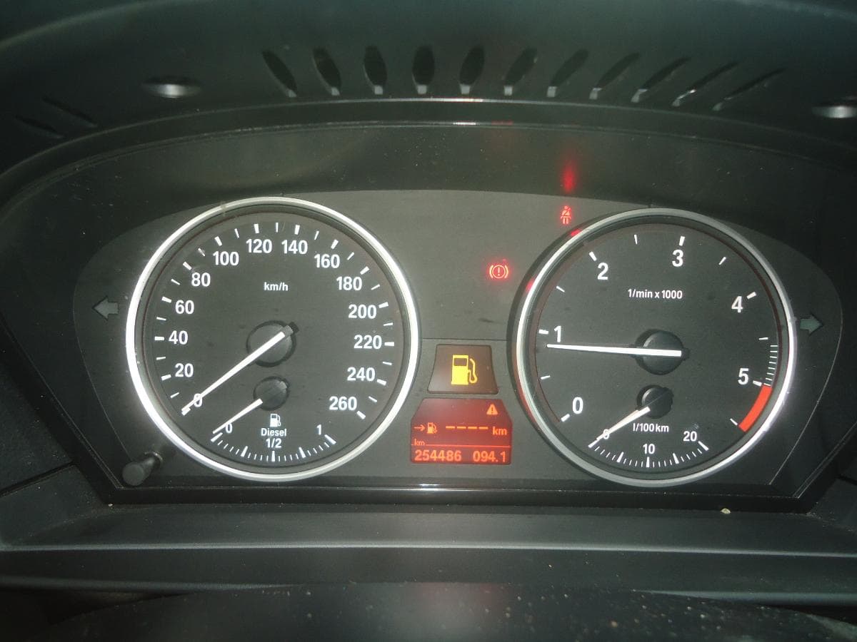 BMW 520D Pack M — imagem 11