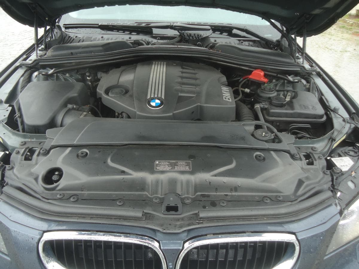 BMW 520D Pack M — imagem 18