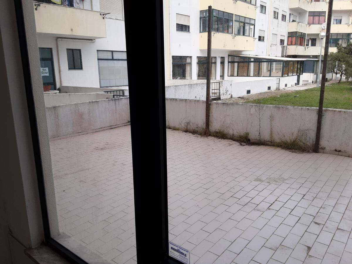 Loja · Caldas da Rainha — imagem 6