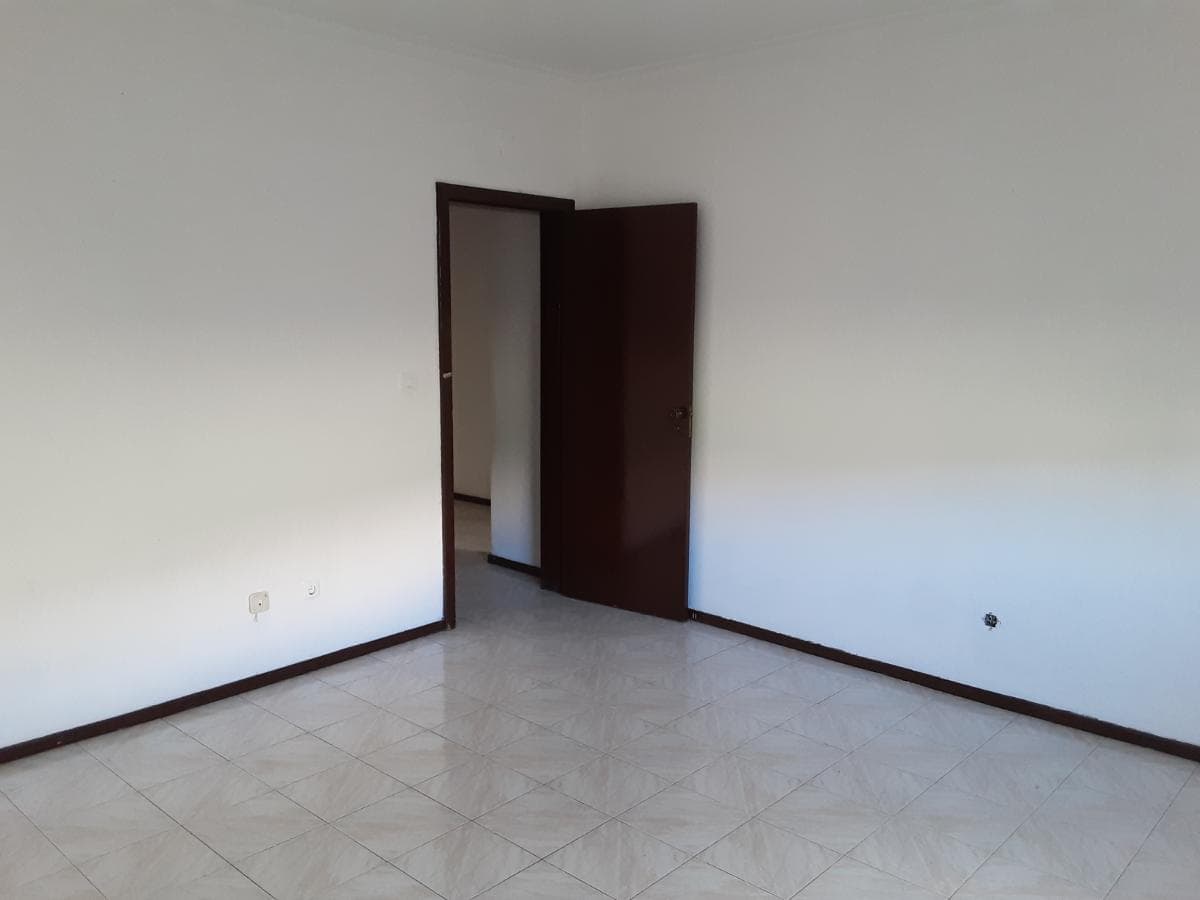 Direito de Superfície · Apartamento T2 · Vila Franca de Xira — imagen 8