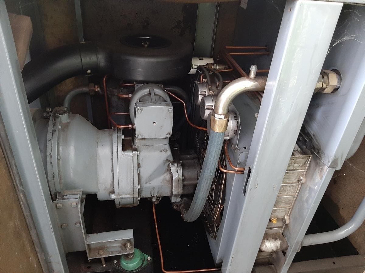 Compresor con secador Atlas Copco — imagen 4
