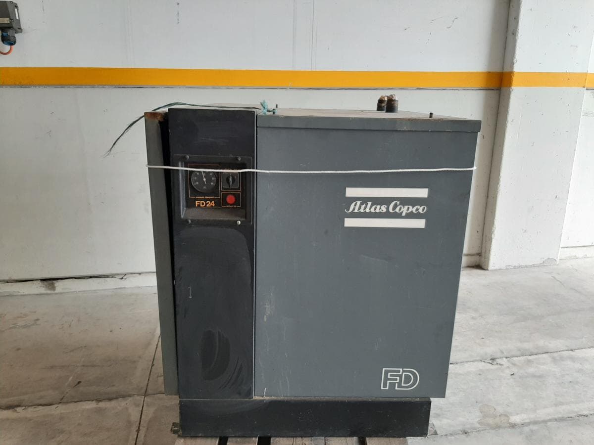 Compresor con secador Atlas Copco — imagen 10