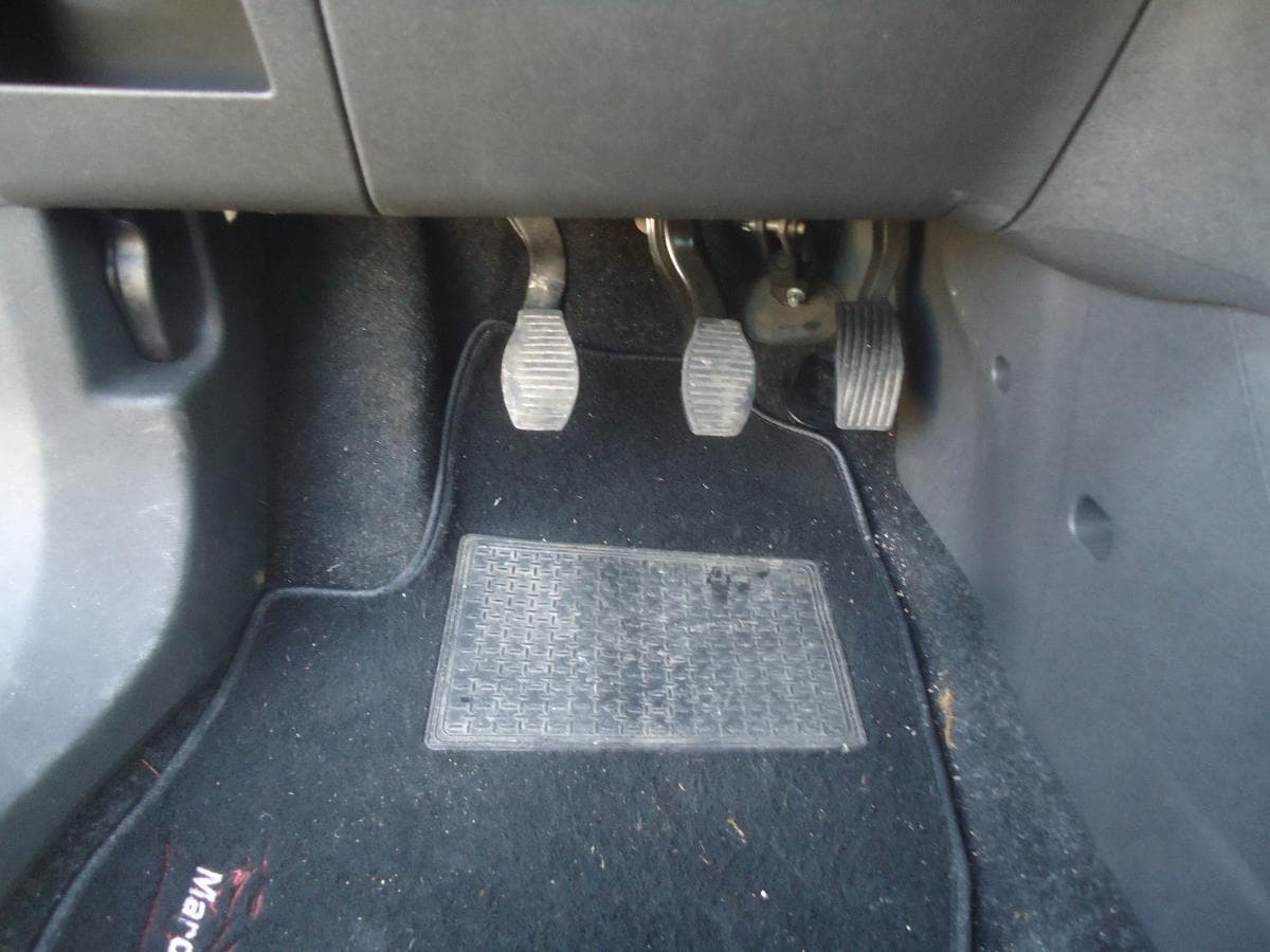Opel Corsa 1.3 CTDI — imagem 8