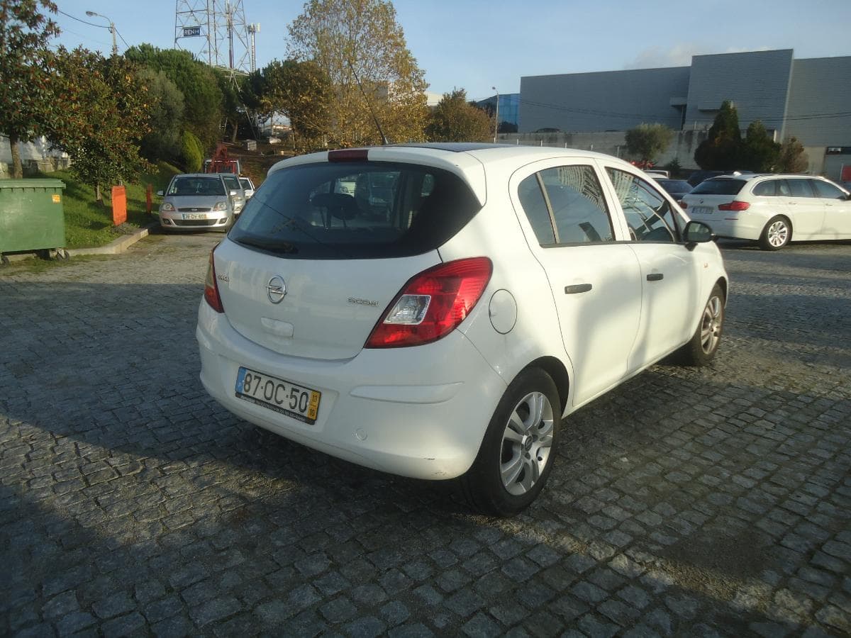 Opel Corsa 1.3 CTDI — imagem 6