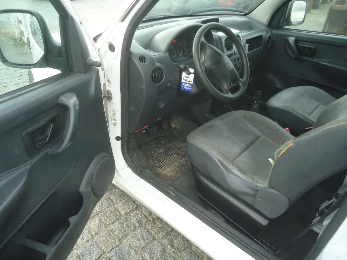 Citroën Berlingo 1.9D · Ano 2005 — imagem 7