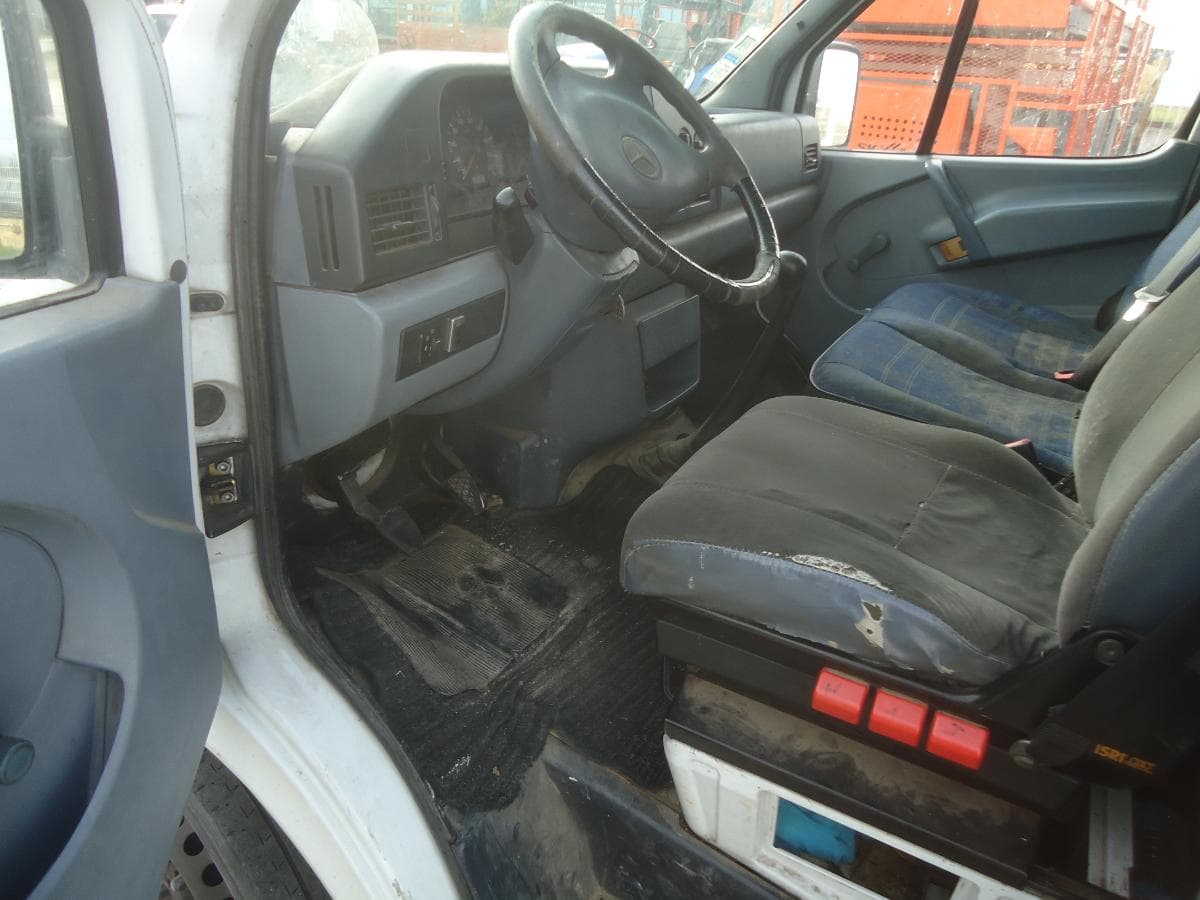 Mercedes-Benz Sprinter 208D · Ano 1998 — imagem 7