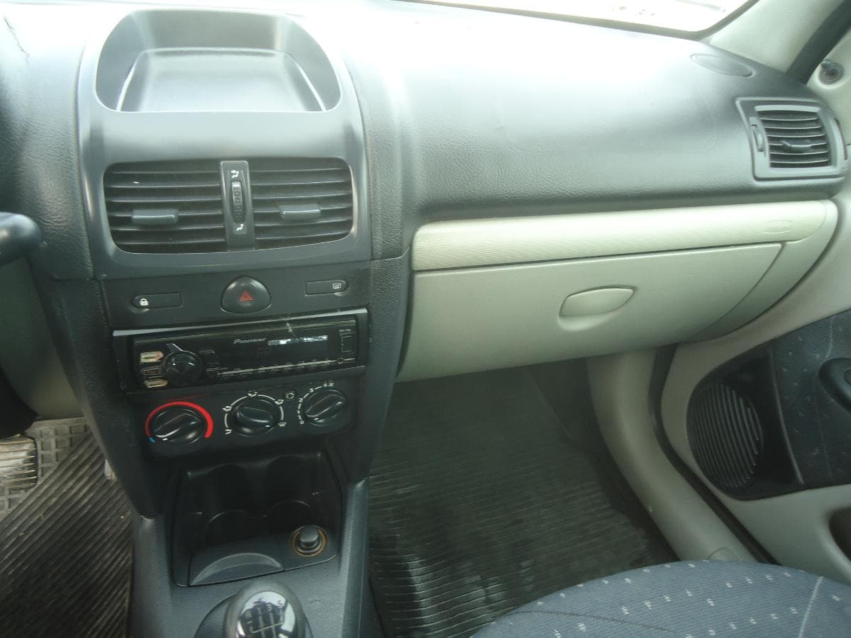 Renault Clio 1.2 — imagen 8