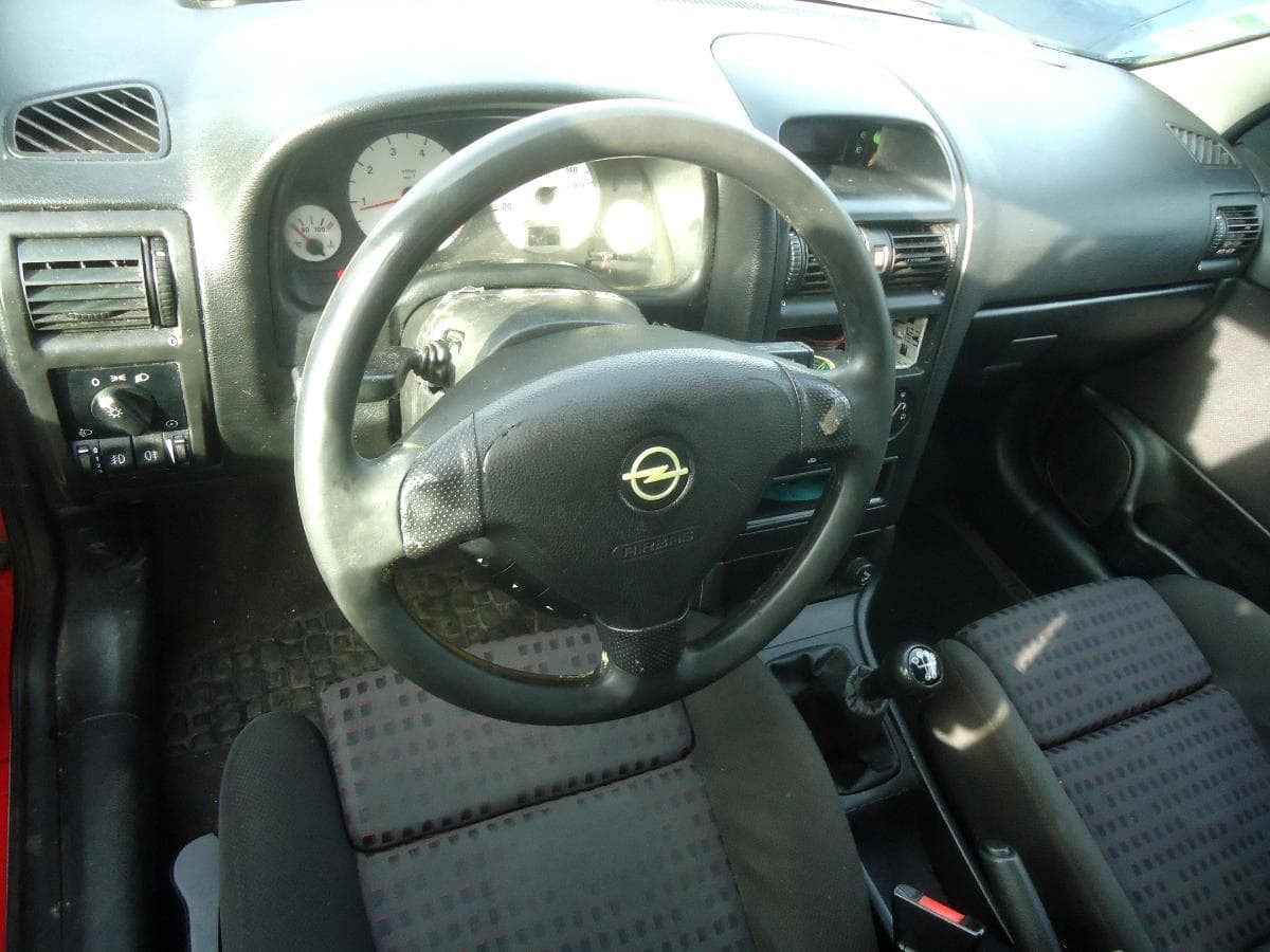 Opel Astra 1.4 16v — imagen 11