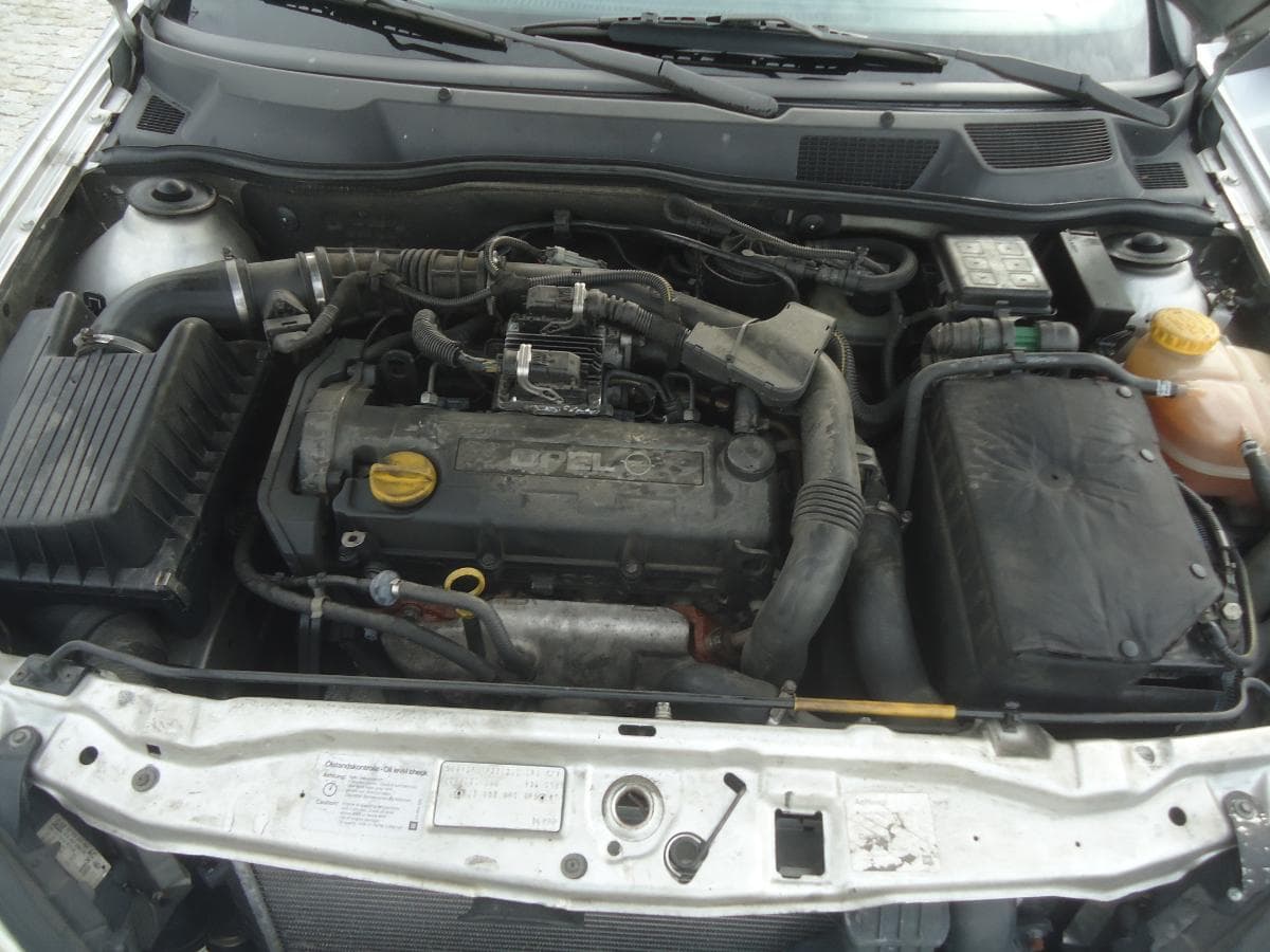 Opel Astra 1.7 DTI 16 — imagem 9