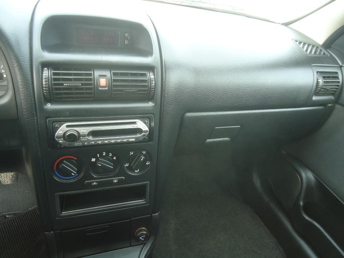 Opel Astra 1.7 DTI 16 — imagem 11