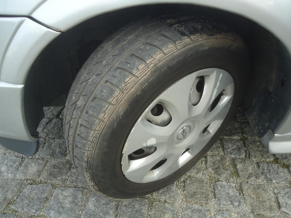Opel Astra 1.7 DTI 16 — imagem 17