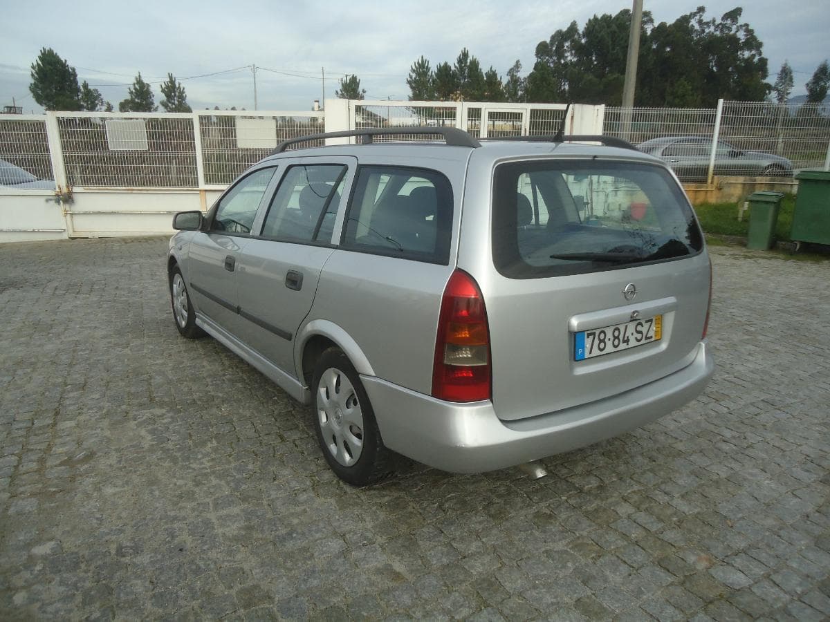 Opel Astra 1.7 DTI 16 — imagem 6