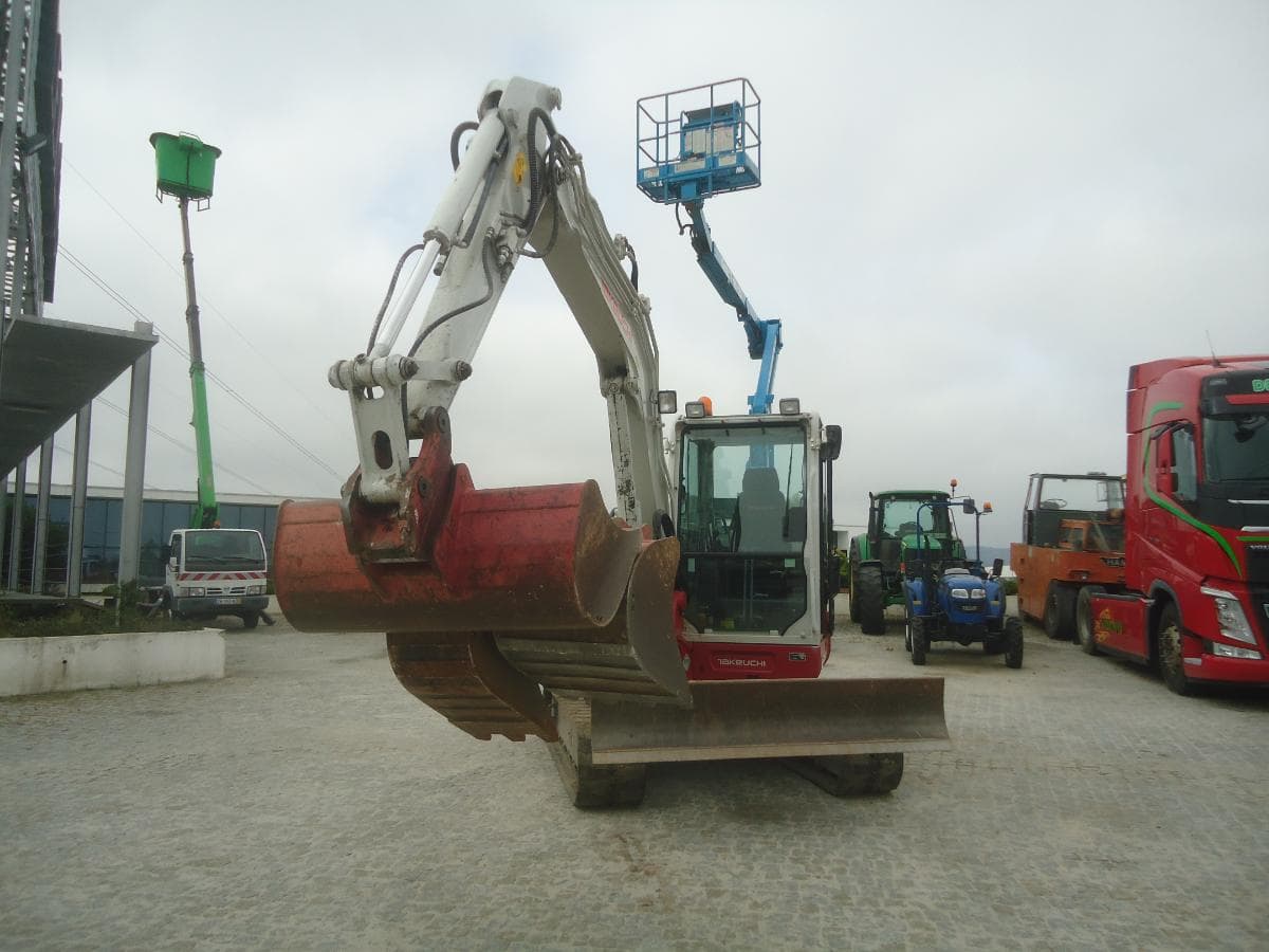 Mini giratória Takeuchi — imagem 2