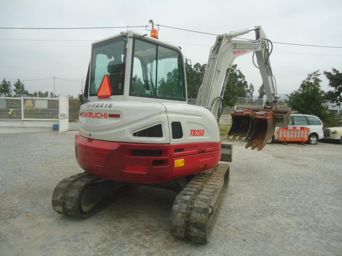 Mini giratória Takeuchi — imagem 10