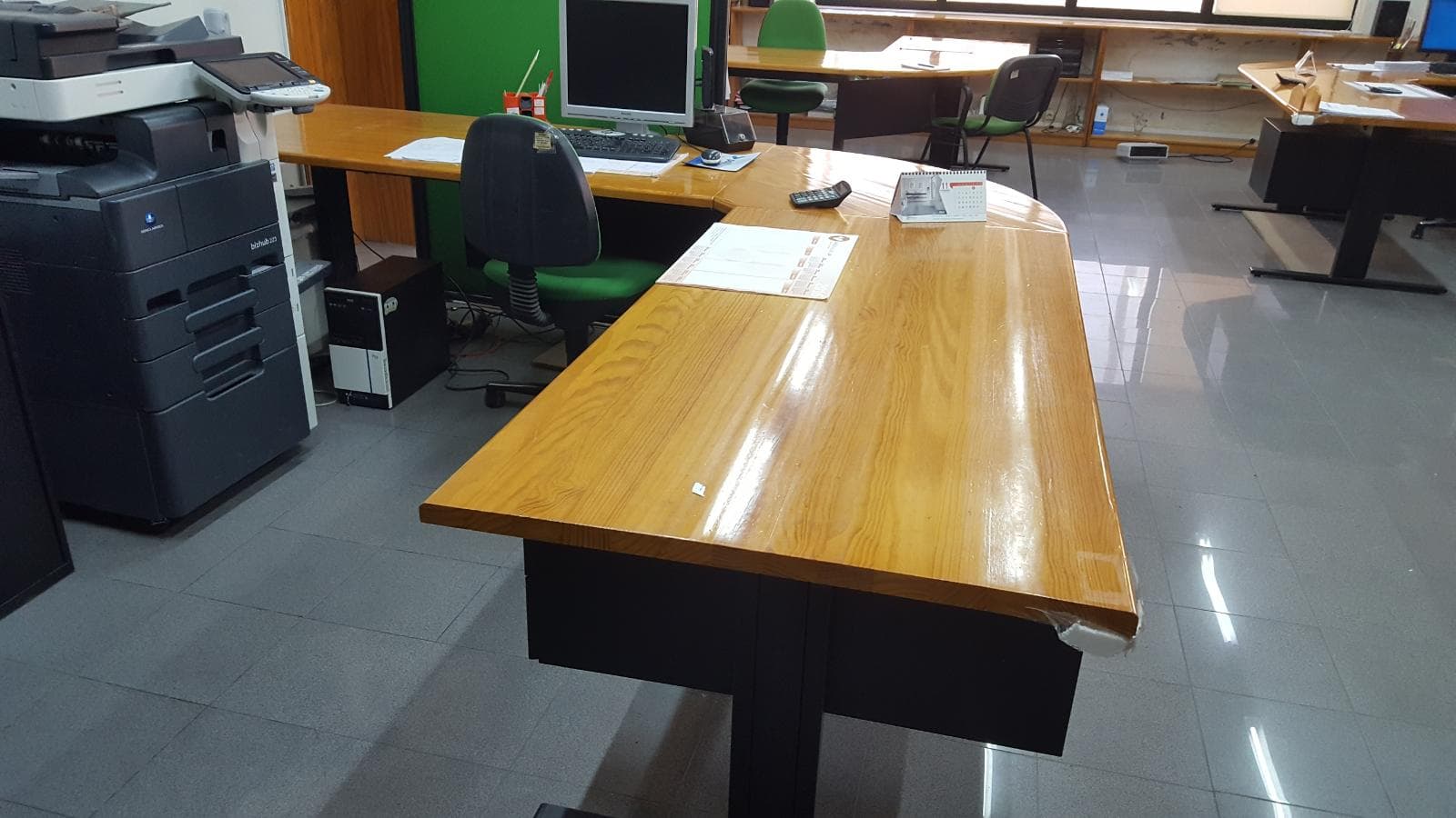 Equipamiento de Oficina — imagen 12