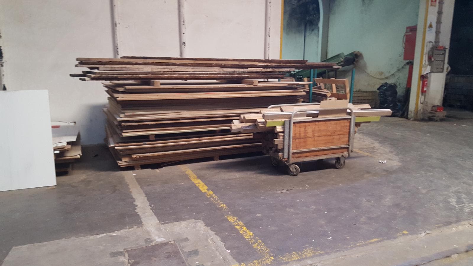 Lote de Madeira + Diversos — imagem 5