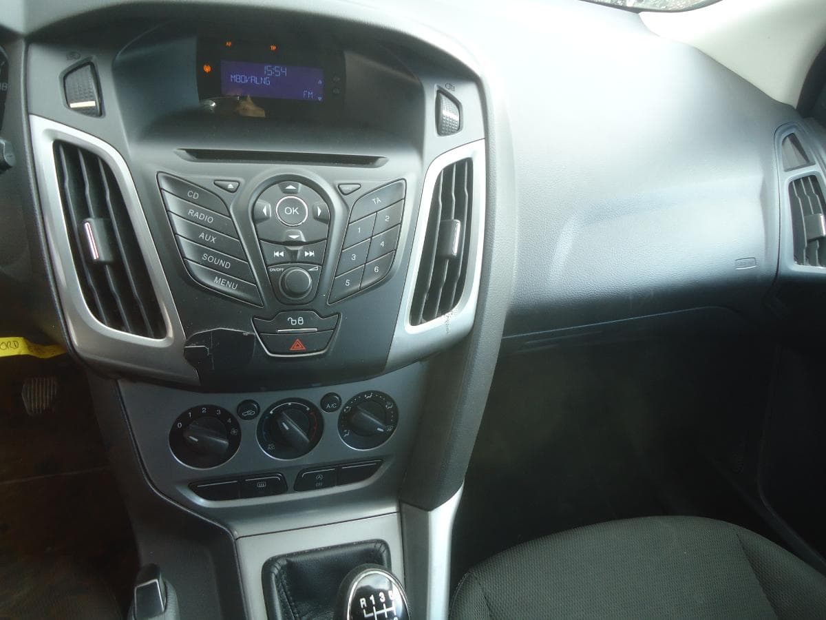 Ford Focus 1.6 TDCI — imagen 11