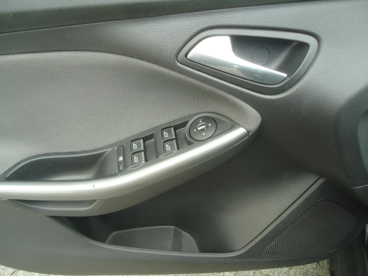 Ford Focus 1.6 TDCI — imagen 9
