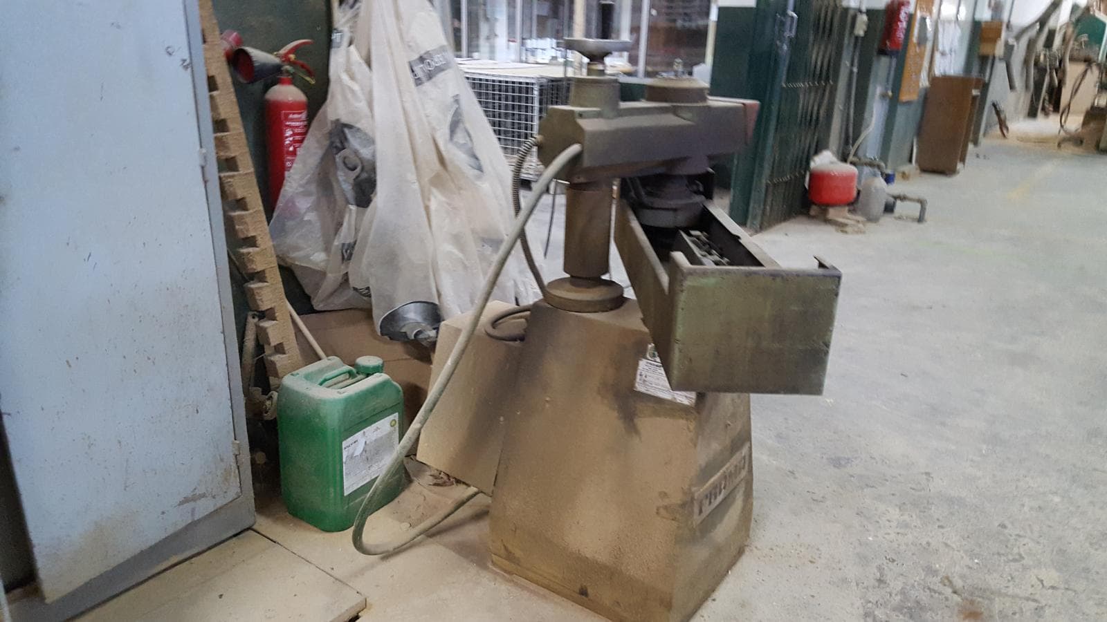 Máquina de afiar — imagen 3