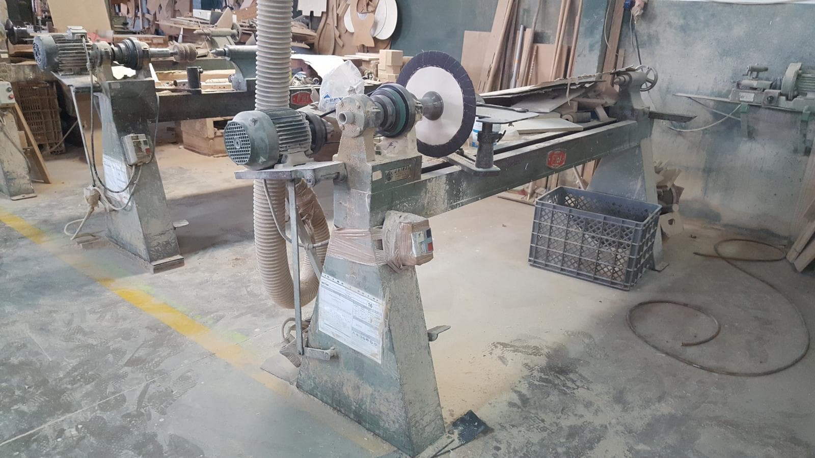 Torno Manual — imagem 1