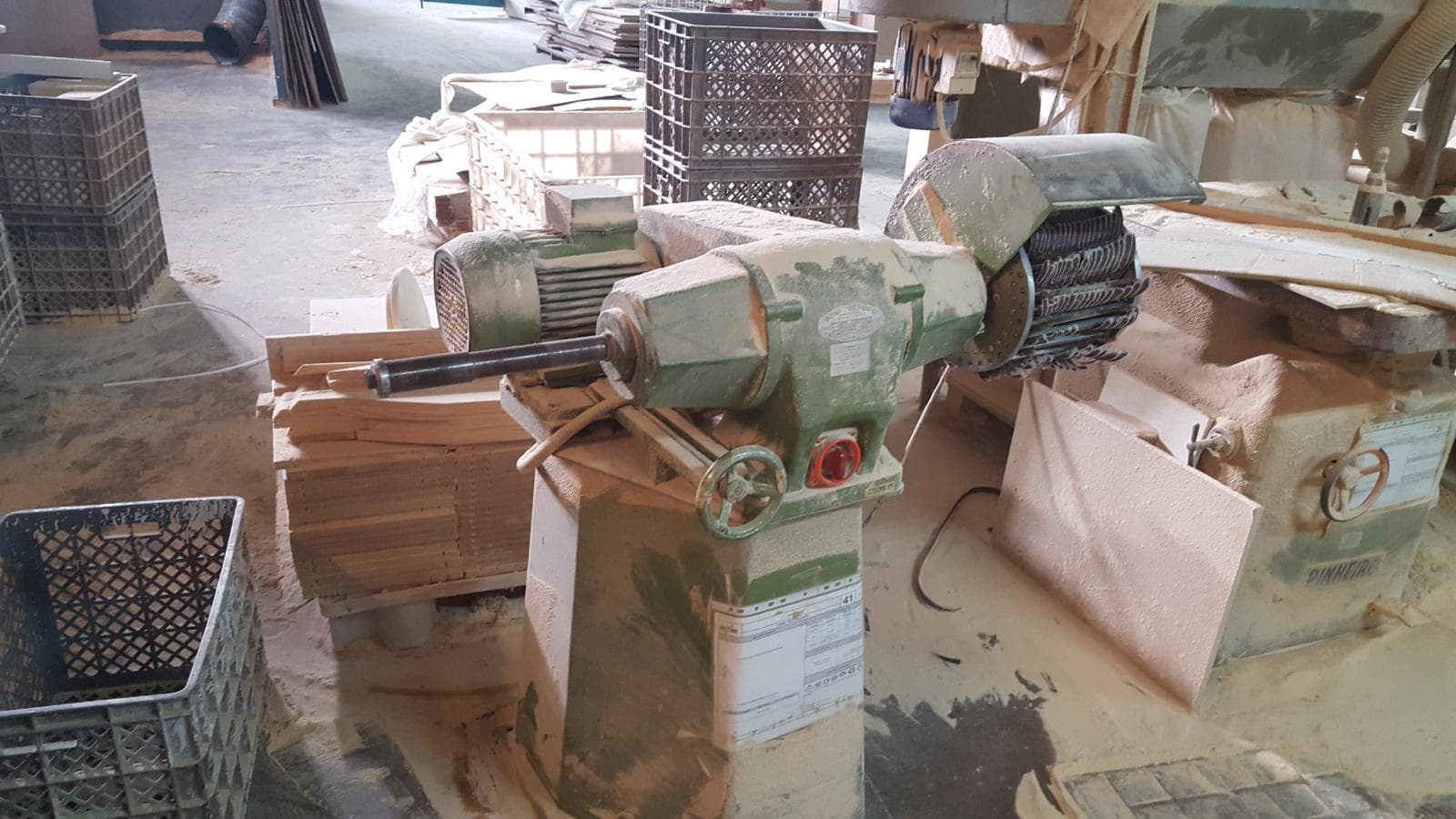 Lixador de rolo — imagen 2