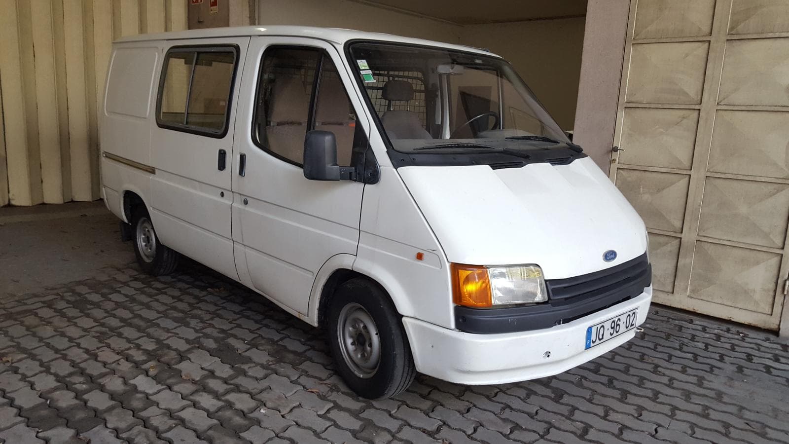 Ford Transit — imagem 1