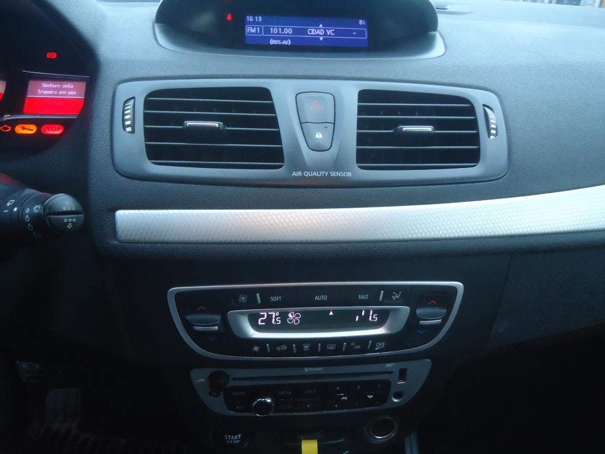 Renault Megane 1.5 DCI — image 12