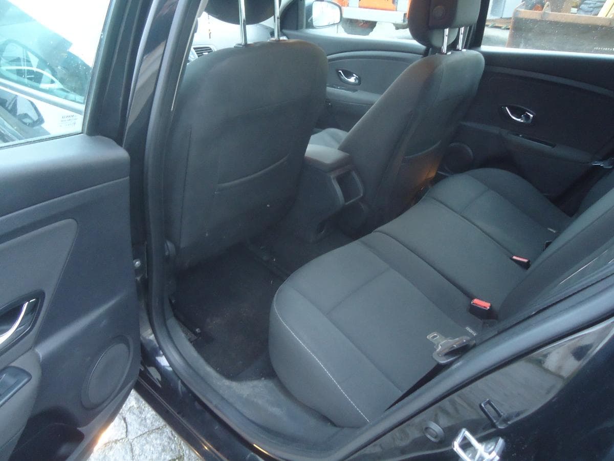 Renault Megane 1.5 DCI — image 15