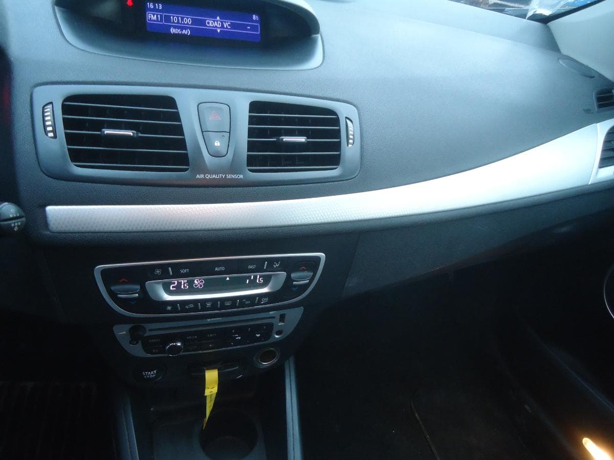 Renault Megane 1.5 DCI — image 13