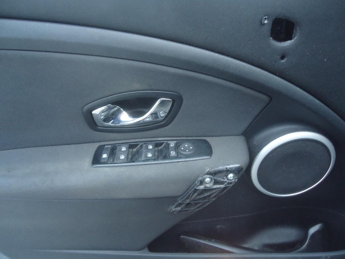 Renault Megane 1.5 DCI — image 9
