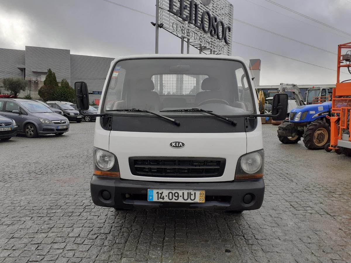KIa K2500 · Ano 2003 — imagem 2