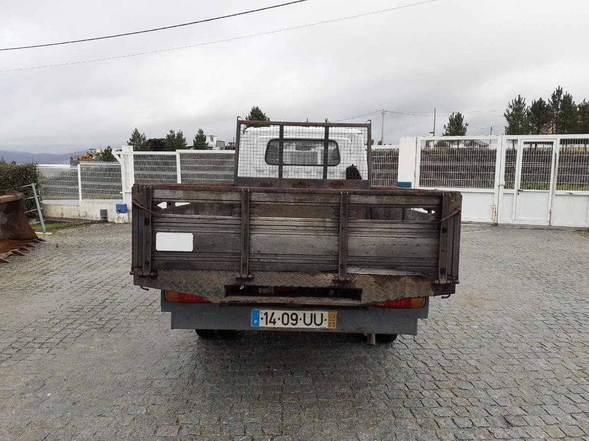 KIa K2500 · Ano 2003 — imagem 5