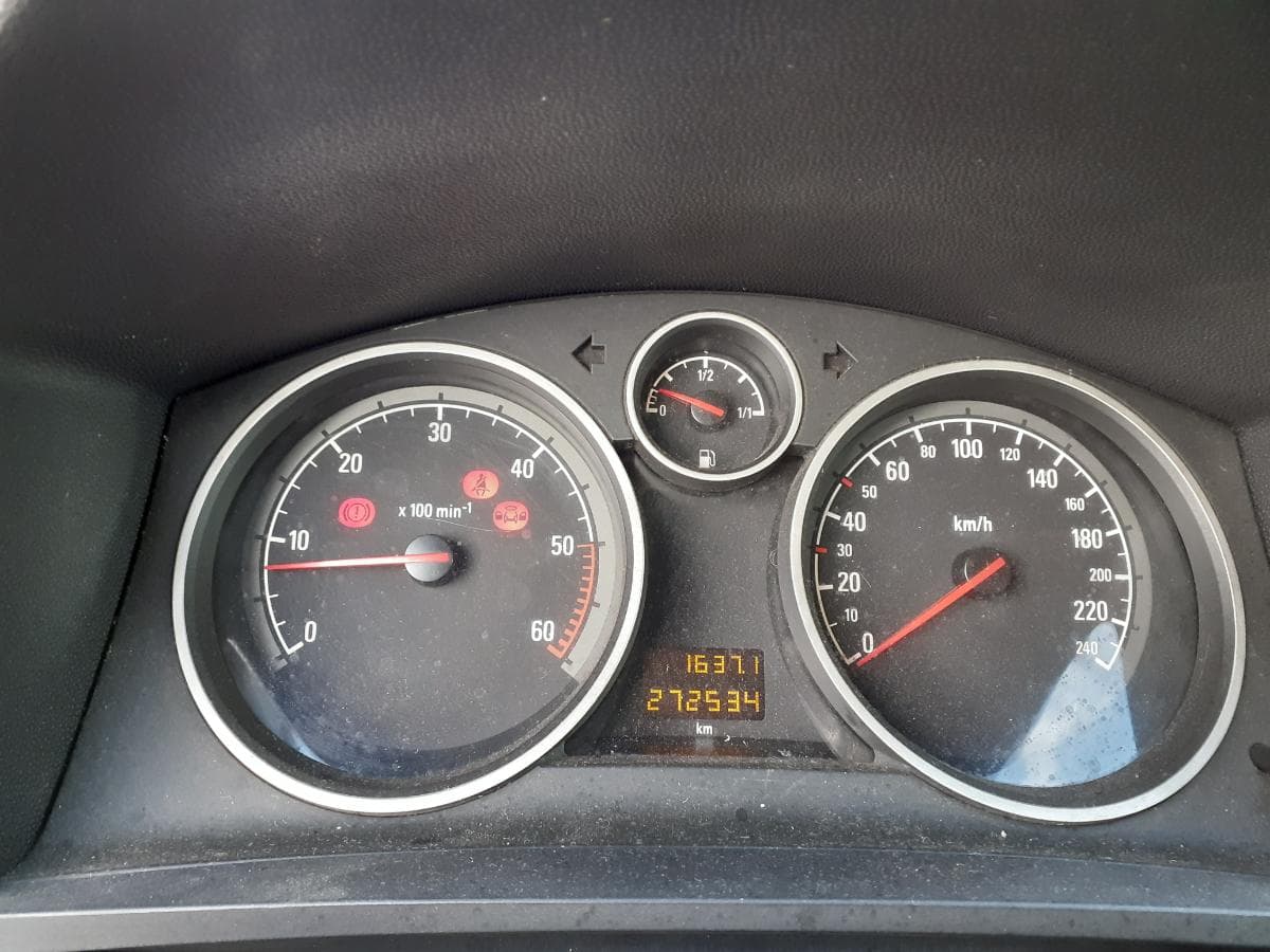 Opel Zafira 1.9 CDTI · 7 lugares — imagem 12